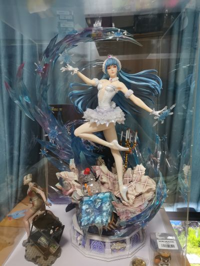 俏皮而又不失高贵的冰雪公主——SNK正版授权 UA 库拉•戴尔蒙多开箱!