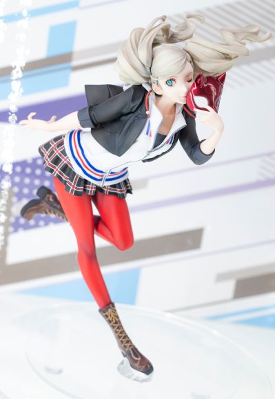 女神异闻录5皇家版 高卷杏 校服