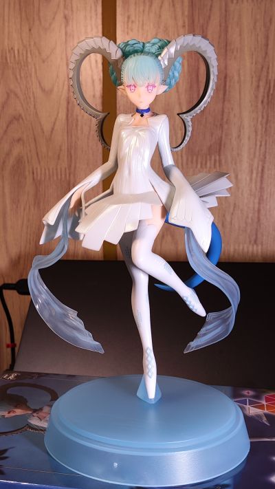 命运-冠位指定 街机版 Luminasta  “他人格 幼体/提亚马特”