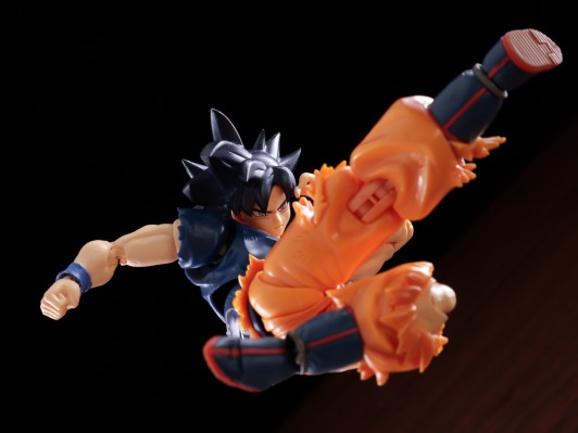 S.H.Figuarts 龙珠超 孙悟空 自在极意功 “兆”