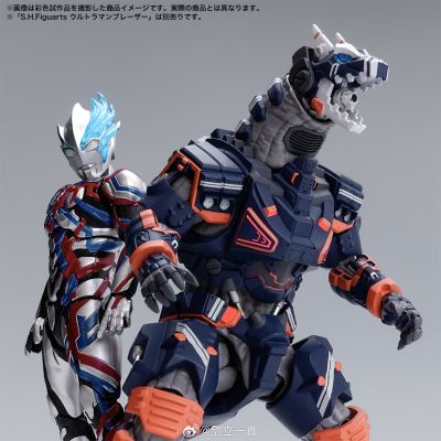 S.H.Figuarts   23式特殊战术机甲兽 阿斯加隆