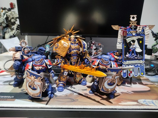 战锤40000 极限战士 基因原体罗保特·基里曼