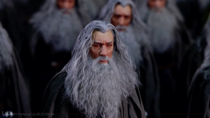 指环王 甘道夫（灰袍） 收藏级可动人偶