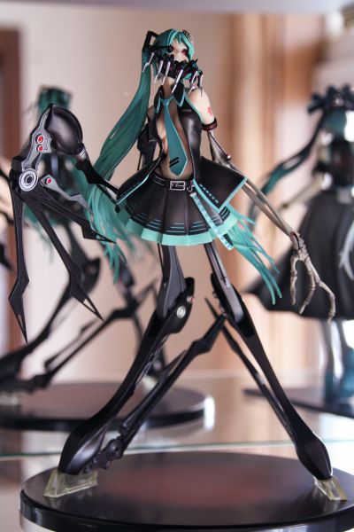 H"series 骸音 Shie