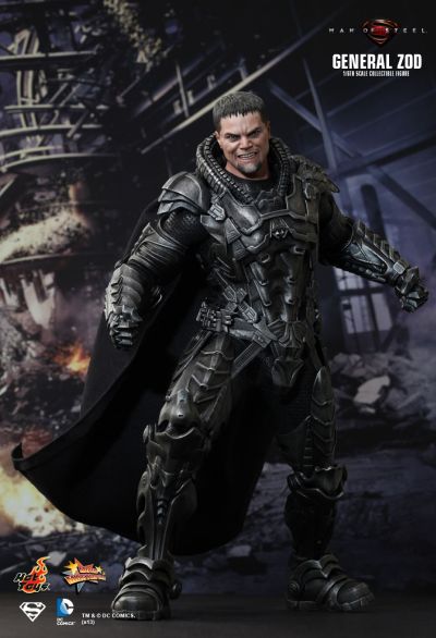 MMS216  超人：钢铁之躯 佐德将军 珍藏人偶