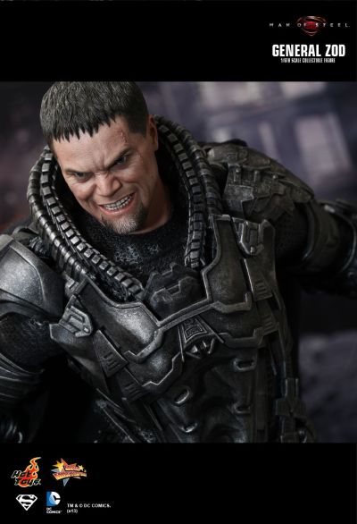 MMS216  超人：钢铁之躯 佐德将军 珍藏人偶