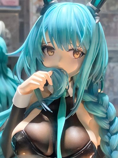 B-style 碧蓝航线 博伊西 羞怯的蓝宝石