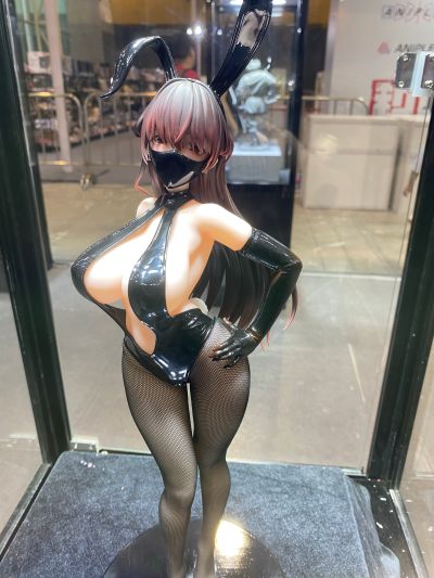 精品！精品！1/4 此方酱兔女郎 追视眼手办