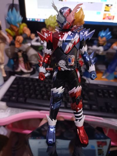 假面骑士：创骑 假面骑士创骑 兔子坦克气泡形态