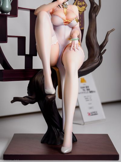 虾米大模王 夏芈「幸」相逢 旗袍 踏雪