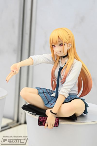 更衣人偶坠入爱河 压泡面人偶—喜多川海梦—