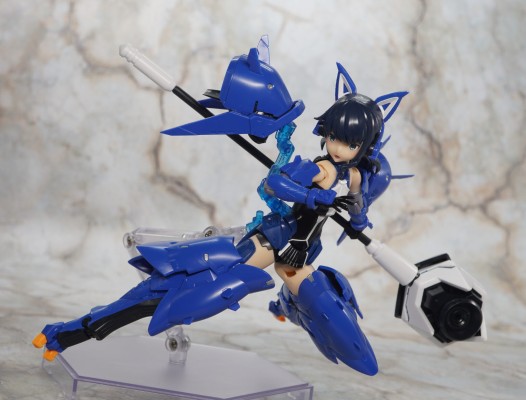 女神装置 机甲爱丽丝 小芦睦海 刚毅