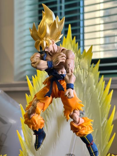 S.H.Figuarts 龙珠Z 超级赛亚人孙悟空-展会限定版-
