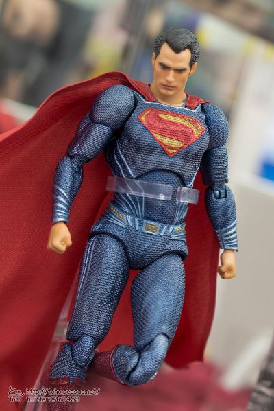 MAFEX No.018 MAFEX SUPERMAN 『蝙蝠侠 vs 超人 正义黎明』