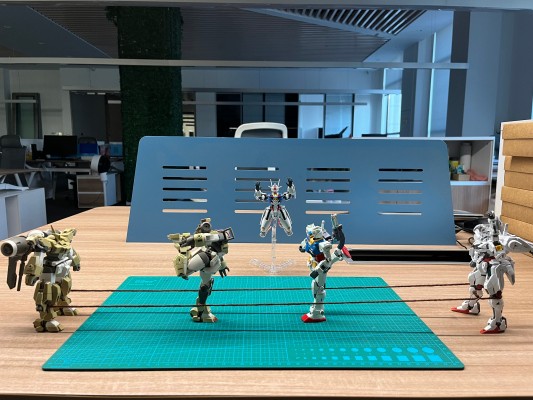 HG 机动战士高达 水星的魔女 学院重骑机