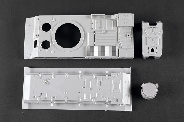 编号:01093 1/35 装甲车辆系列 96K6“铠甲”-S1履带式防空系统