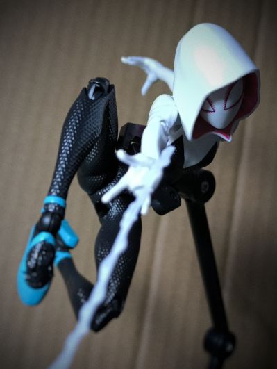 SV-Action 蜘蛛侠：平行宇宙 蜘蛛格温+蜘猪侠