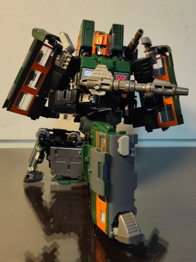 变形金刚大师级 合体系列 MPG-04  列车部队 原野号