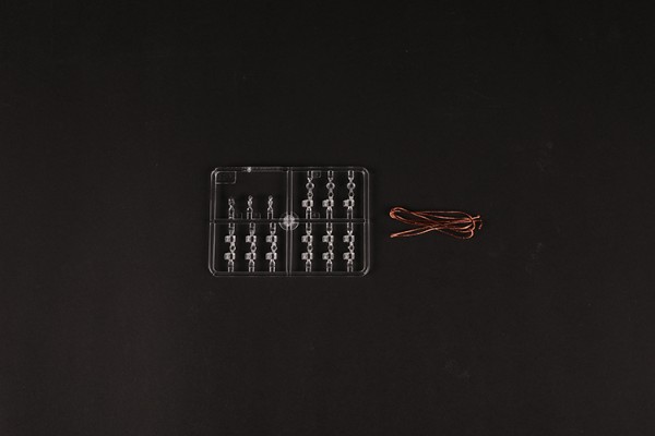 编号:84567 1/35 装甲车辆系列 现代德BPz2“水牛”装甲救援车