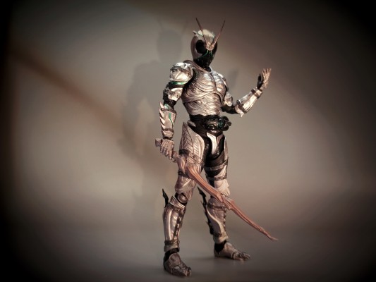 S.H.Figuarts 假面骑士暗日（BLACK SUN） 假面骑士影月