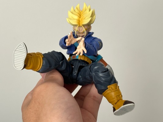 S.H.Figuarts 龙珠Z 超级赛亚人特兰克斯-来自未来的少年-