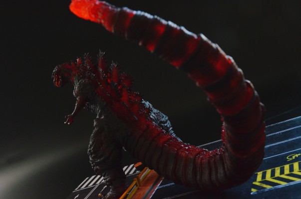 极致超值系列 哥斯拉大战金刚 哥斯拉