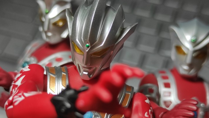 S.H.Figuarts 雷古洛思奥特曼+雷欧奥特曼