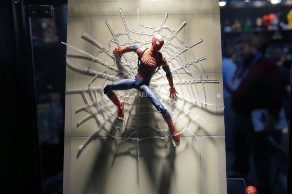 MAFEX 编号004 超凡蜘蛛侠2 蜘蛛侠豪华套装