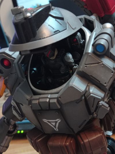 铁骸09 猎杀型机甲