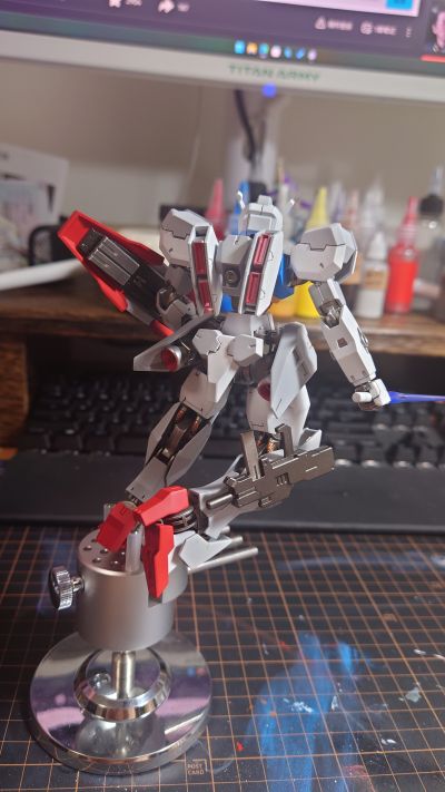 HG 1/144 高沃尔瓦