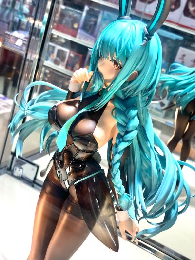 B-style 碧蓝航线 博伊西 羞怯的蓝宝石