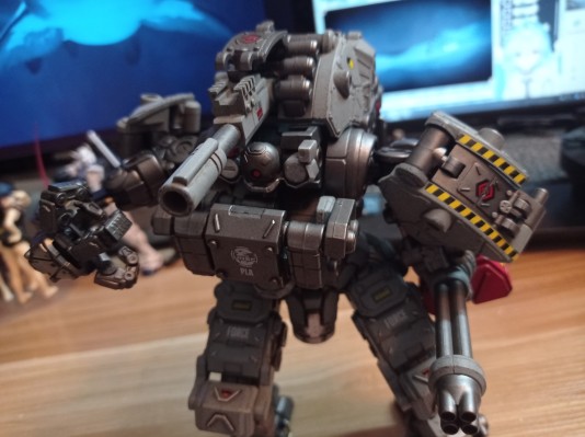 钢骨H09格斗机甲 银色守卫者