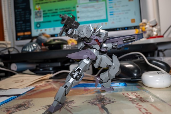 HG 1/144 高沃尔瓦