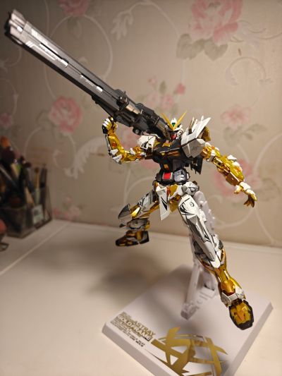 METAL BUILD  机动战士高达SEED ASTRAY  异端高达金色机（新生强袭版）