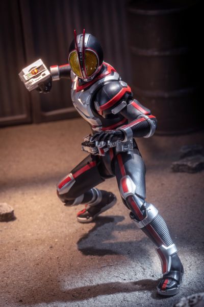 S.H.Figuarts（真骨雕制法） 假面骑士555