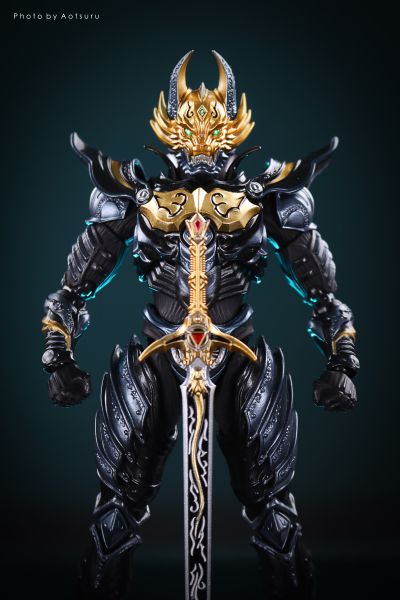 S.H.Figuarts  黄金骑士 牙狼（流牙版）