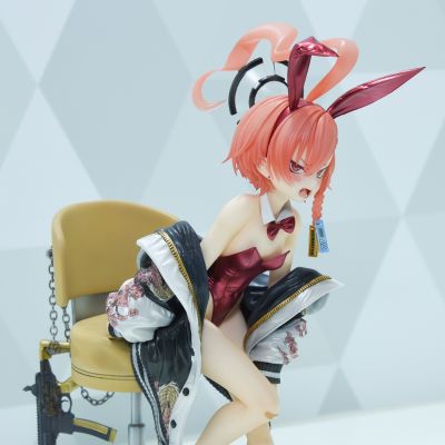 蔚蓝档案 美甘尼禄 兔女郎