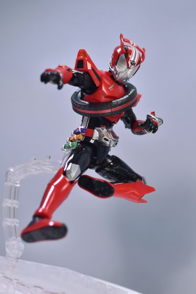 Figure-rise Standard  假面骑士驰骑 假面骑士驰骑 飙速型