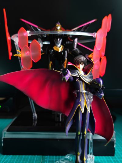 S.H.Figuarts  CODE GEASS 反叛的鲁路修R2  鲁路修·兰佩路基（ZERO R2服装）