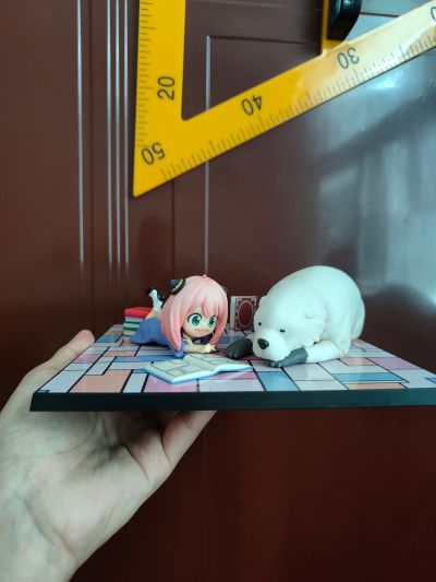 一番赏 间谍过家家 ｰYou made my dayｰ 最终大奖版 邦德 与 阿尼亚 附卡片底座 异色版