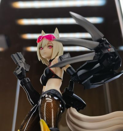 雪滴花计划 黑色泳装形态 WOLF-001迅狼