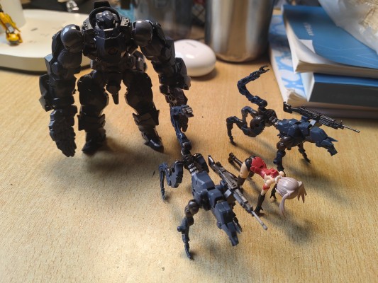 六角机牙 ALTERNATIVE 追踪机械犬