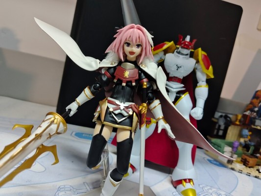 Figure-rise Standard 数码宝贝03 驯兽师之王 红莲骑士兽