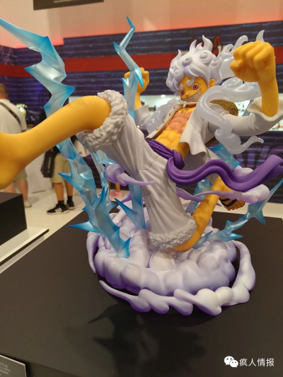 FiguartsZERO [超激战]  航海王 蒙奇·D·路飞 -5档 巨人-