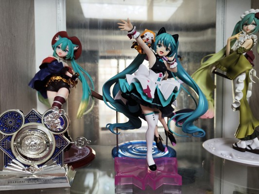 魅力无限 初音未来联名浣熊方块  -网络新纪元-