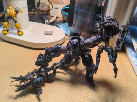 六角机牙 ALTERNATIVE 追踪机械犬