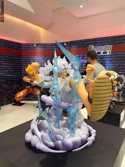 FiguartsZERO [超激战]  航海王 蒙奇·D·路飞 -5档 巨人-