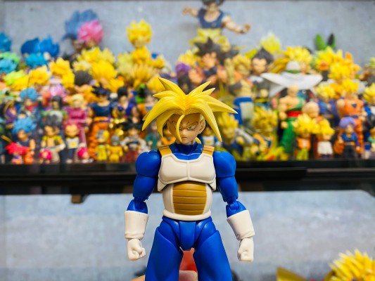 S.H.Figuarts  超级赛亚人特兰克斯-身藏超凡之力-