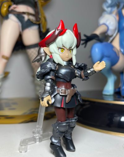 勇者斗扭蛋~迷雾森林的引路人篇~