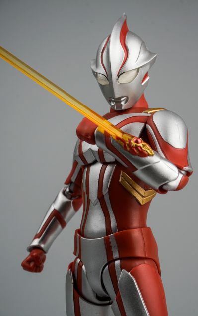 S.H.Figuarts 梦比优斯奥特曼